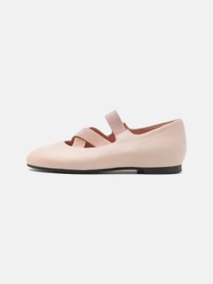 Baleriny z zapięciem Pretty Ballerinas jasnoróżowy