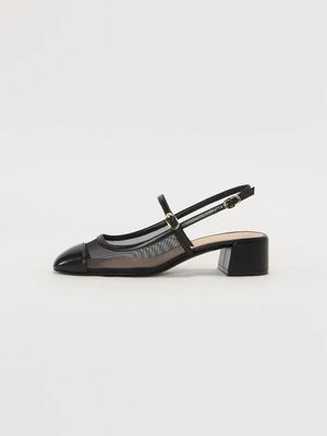 Baleriny z zapięciem Stuart Weitzman