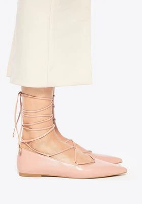 Baleriny ze skóry naturalnej w szpic różowe Wittchen