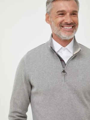 Barbour sweter bawełniany kolor szary z półgolfem MKN1074