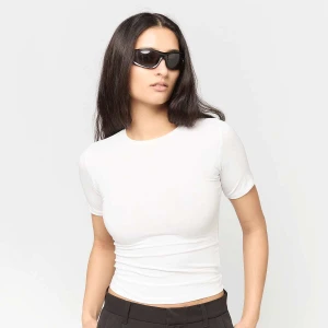 Basic Baby Tee Decibel