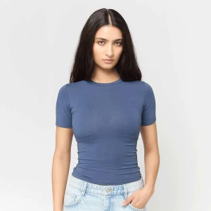 Basic Baby Tee Decibel