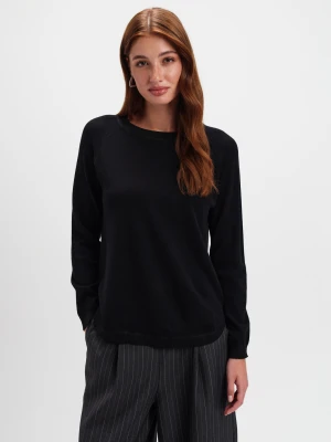 Basicowy czarny sweter Top Secret