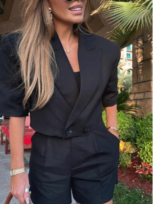 Bawełniana krótka marynarka oversize HIRA - czarna  magmac 