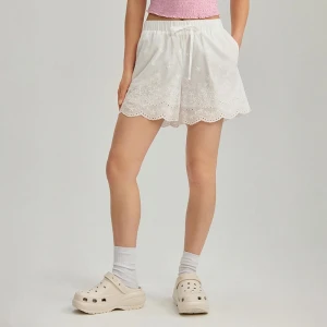 Bawełniane szorty z haftem białe House