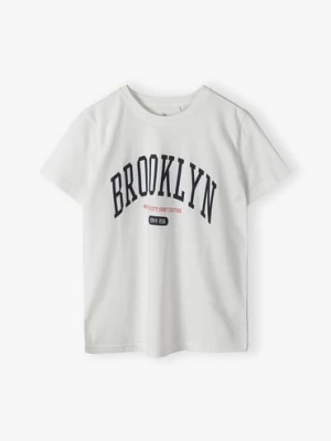 Bawełniany biały t-shirt dla chłopca z napisem Brooklyn - Lincoln&Sharks Lincoln & Sharks by 5.10.15.