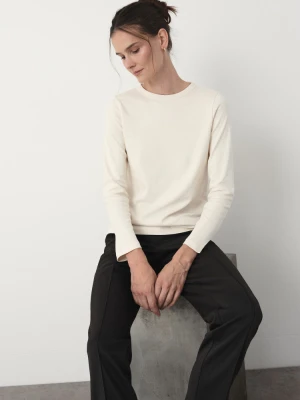 Bawełniany longsleeve w kolorze kremowym Greenpoint
