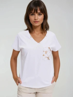 Zdjęcie produktu Bawełniany t-shirt z ozdobną kieszenią biały Moodo