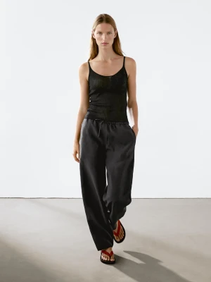 Bawełniany Top Na Ramiączkach Z Ozdobnym Kwiatem - Czarny - - Massimo Dutti - Kobieta