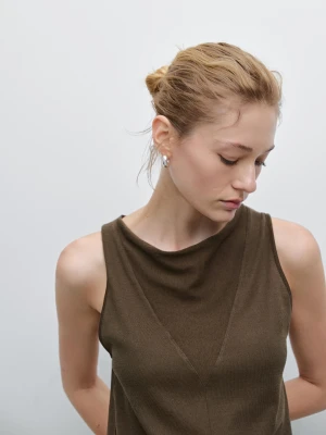 Bawełniany Top Z Dekoltem Halter Z Cienkiej Dzianiny - Ciemny Khaki - - Massimo Dutti - Kobieta
