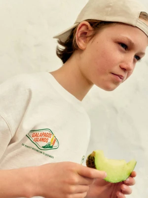 Zdjęcie produktu Bawełniany wzorzysty t-shirt złamana biel - Dzieci - lata - MANGO KIDS