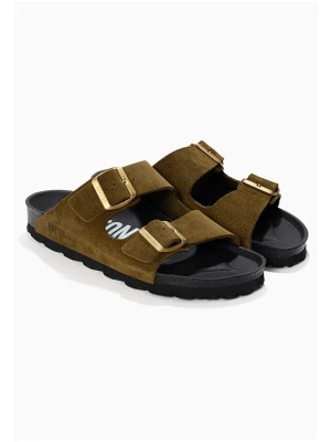 BAYTON Skórzane klapki "Atlas" w kolorze khaki rozmiar: 39