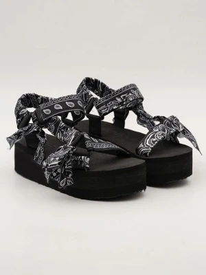 Bellucci Sandały w kolorze czarnym rozmiar: 37