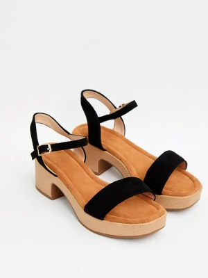 Bellucci Sandały w kolorze czarnym rozmiar: 38