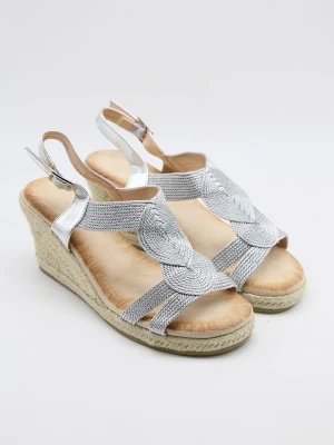 Belucci Sandały w kolorze srebrnym na koturnie rozmiar: 39