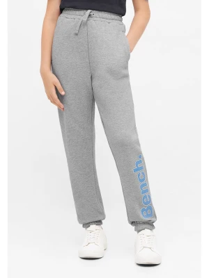 Bench Spodnie dresowe "Corey" w kolorze szarym rozmiar: 116