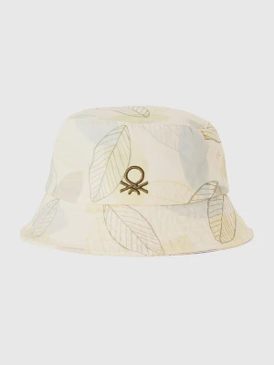 Benetton Kapelusz przeciwsłoneczny w kolorze kremowym rozmiar: 130