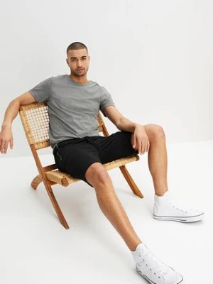 Bermudy dresowe z praktycznymi kieszeniami na zamek bonprix