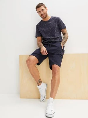 Bermudy dresowe z praktycznymi kieszeniami na zamek bonprix