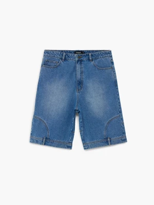 Bermudy jeansowe Upcycling Desigual