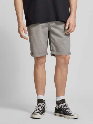 Bermudy o kroju regular fit z paskiem model ‘MIKE’ Redefined Rebel