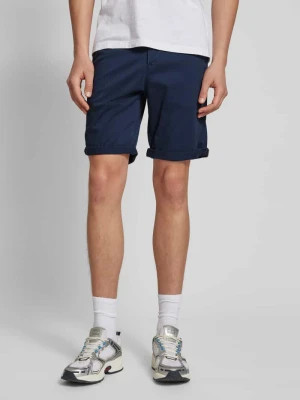 Bermudy o kroju regular fit z wpuszczanymi kieszeniami model ‘IBOWIE’ jack & jones