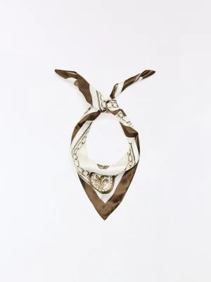 Bershka Apaszka Z Satyny Z Nadrukiem Kobieta Piaskowy