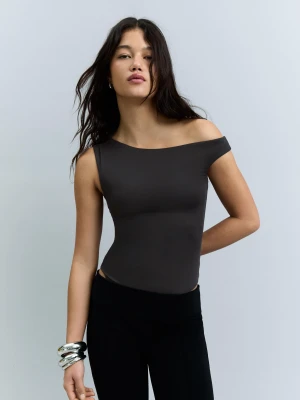 Bershka Asymetryczne Body Z Marszczonym Ramiączkiem Kobieta Czarny