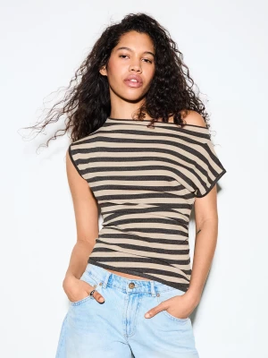 Bershka Asymetryczny Top W Paski Kobieta Piaskowy