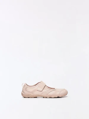Bershka Balerinki Sportowe Barefoot Kobieta Różowy