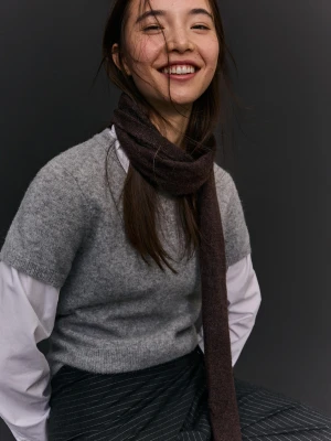Bershka Bardzo Długi Szal Kobieta Brązowy
