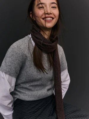 Bershka Bardzo Długi Szal Kobieta Brązowy