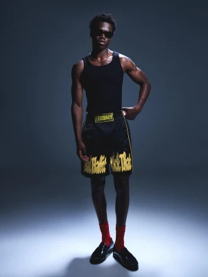 Bershka Bermudy Boxy Nts X Thaiboy Digital Mężczyzna Czarny