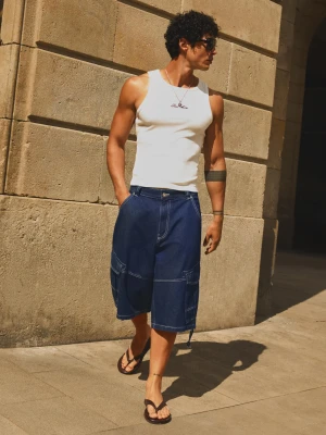 Bershka Bermudy Cargo Z Denimu Parachute Mężczyzna Granatowy