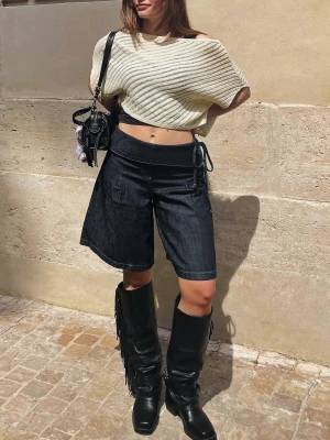 Bershka Bermudy Jeansowe Z Podwinięciem W Pasie Kobieta Granatowy