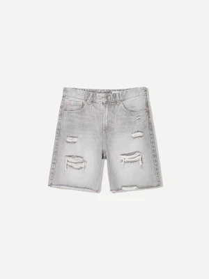 Bershka Bermudy Jeansowe Z Przetarciami Mężczyzna Szary