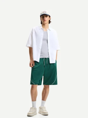 Bershka Bermudy Koszykarskie Z Siateczkowego Materiału Mężczyzna Zielony