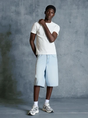 Bershka Bermudy Z Denimu O Kroju Baggy Mężczyzna Jasnoniebieski