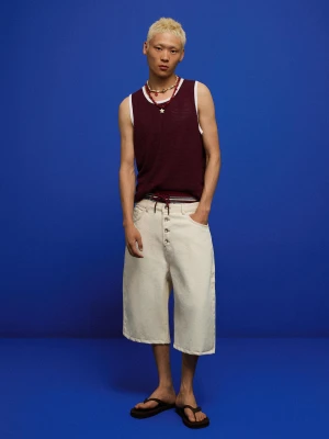 Bershka Bermudy Z Denimu O Kroju Barrel Mężczyzna Kremowy