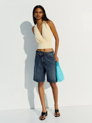 Bershka Bermudy Z Denimu Z Krzyżowym Pasem Kobieta Niebieski