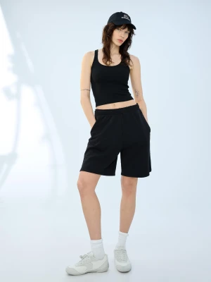 Bershka Bermudy Z Dzianiny Dresowej Z Haftem Kobieta Czarny