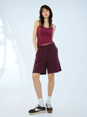 Bershka Bermudy Z Dzianiny Dresowej Z Haftem Kobieta Rubinowy