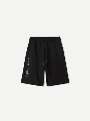 Bershka Bermudy Z Dzianiny Dresowej Z Nadrukiem Mężczyzna Czarny