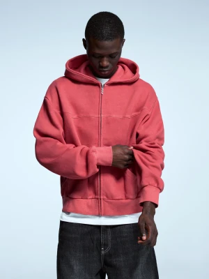 Bershka Bluza Boxy O Krótszym Kroju Zapinana Na Suwak Mężczyzna Czerwony