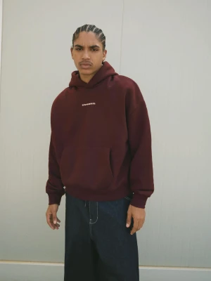 Bershka Bluza Boxy Z Kapturem I Nadrukiem Mężczyzna Brązowy