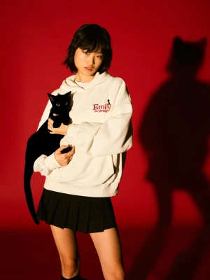 Bershka Bluza Emily The Strange Kobieta Biały Złamany