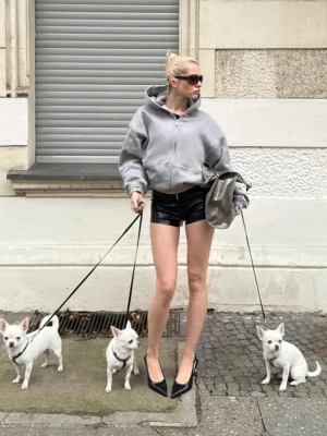 Bershka Bluza Oversize Z Kapturem I Suwakiem Kobieta Szary