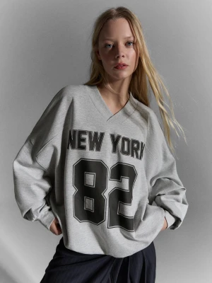 Bershka Bluza Oversize Z Nadrukiem Kobieta Szary