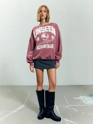 Bershka Bluza Z Dekoltem W Łódkę I Nadrukiem Kobieta Xs-S Różowy