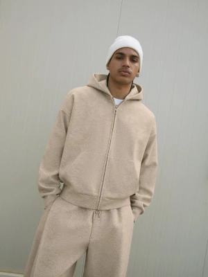 Bershka Bluza Z Flauszu Z Zamkiem Błyskawicznym Mężczyzna Piaskowy